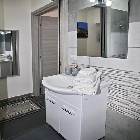 La Marina 2 公寓 *